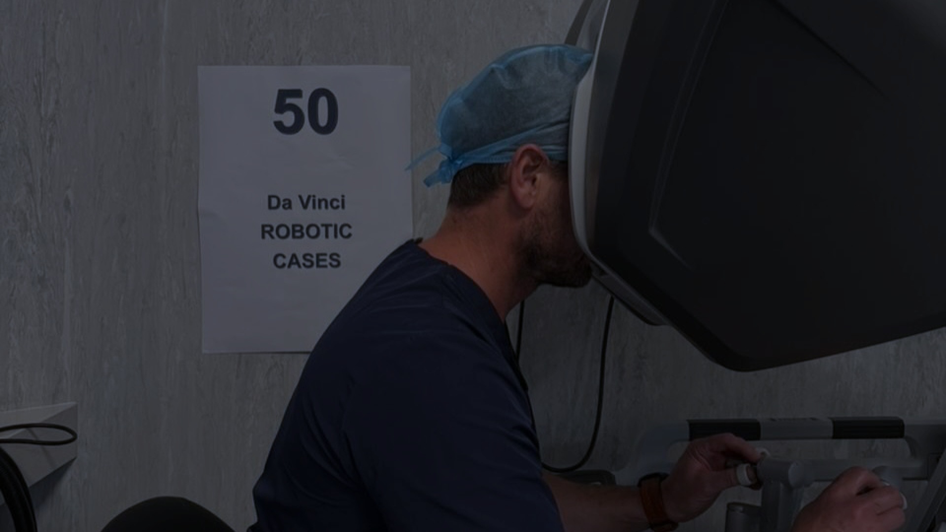 Dr Julius Jacobs completes his 50th Da Vinci robotic surgery